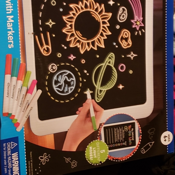 Discovery Toys Discovery Drawing Easel With Neon Markers Poshmark